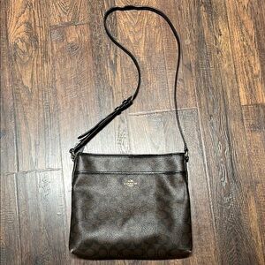 Coach Brown Leather Crossbody Bag Sleek Design